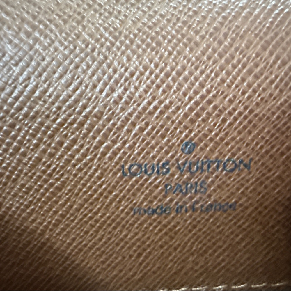 Louis Vuitton Monogram Serviette Conseiller Briefcase w/ strap & dust bag - Picture 13 of 13